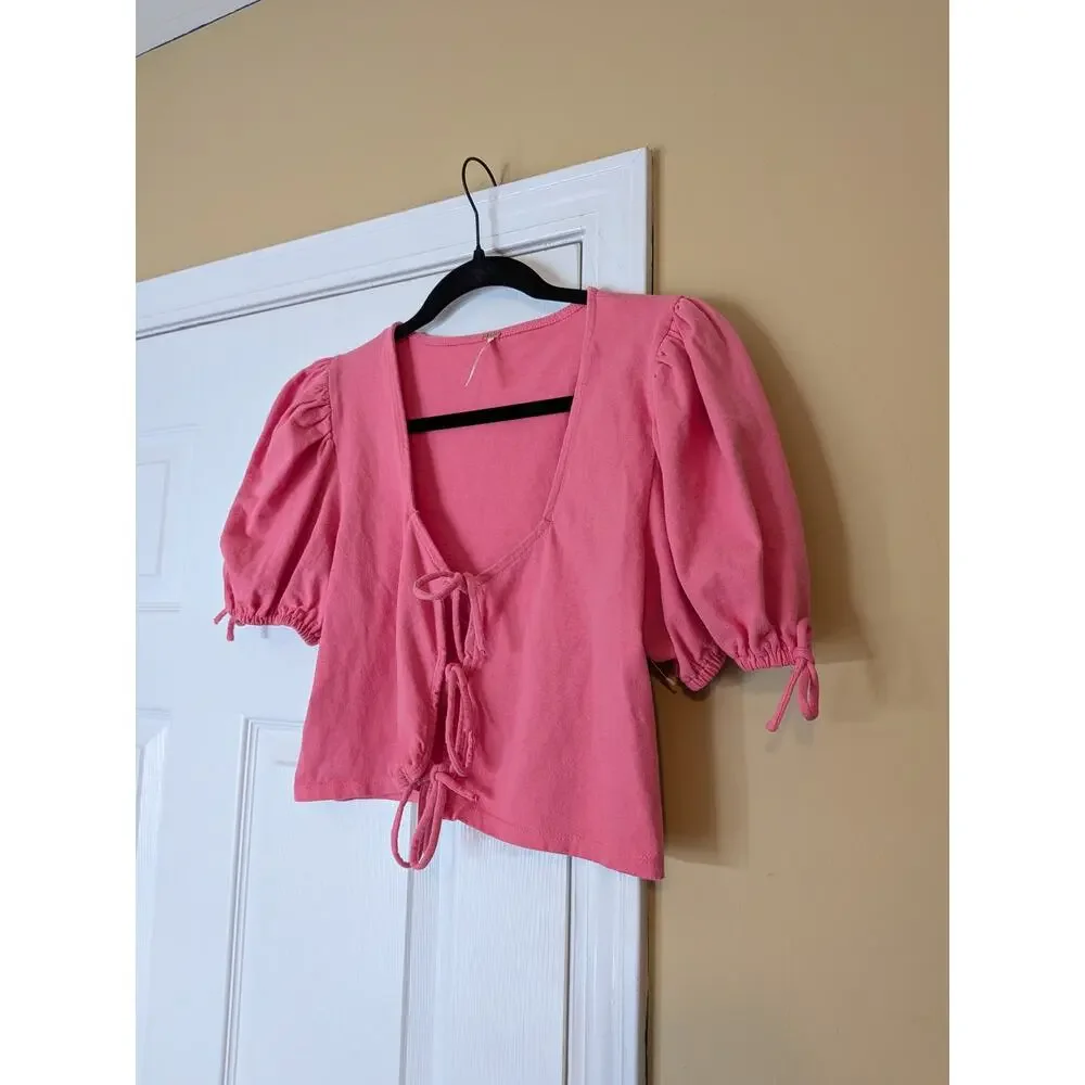 Free People Kitty Tee in Velvet Rose Size Medium Preppy Tie Front Puff Sleeve